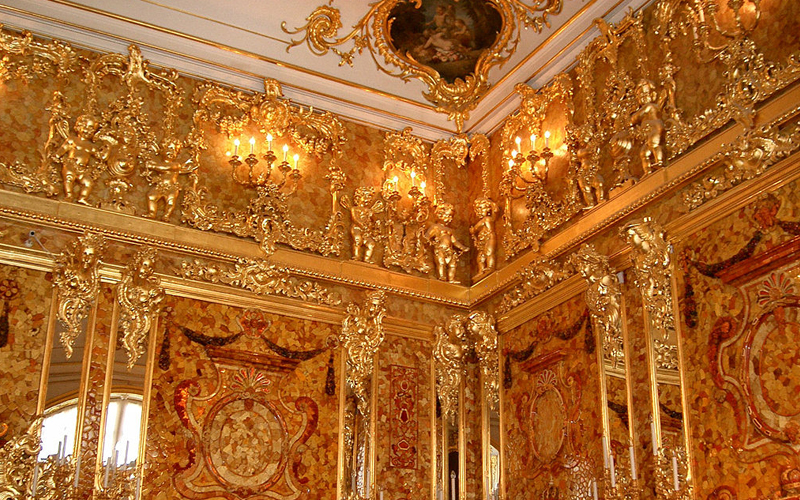 The Hunt For The Stolen Amber Room